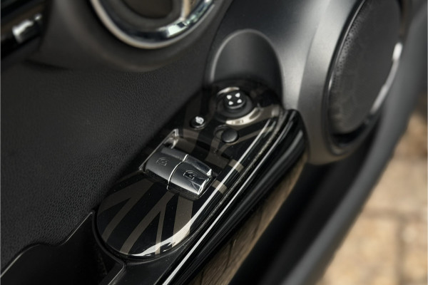 MINI 3-deurs 2.0 Cooper S | JCW-Pakket | Full Option | Pano | Verlaagd | JCW Pro-Uitlaat | PPF