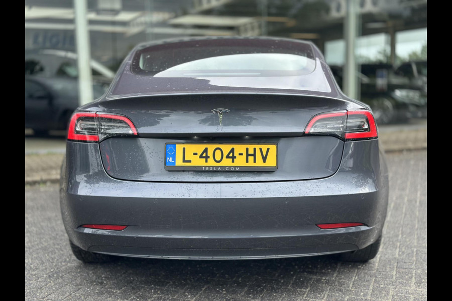 Tesla Model 3 Standard RWD Plus 60 kWh | SOH: 91,3% | Camera | Navi | Stoel Verwarming | Volledig Leder | Pano |