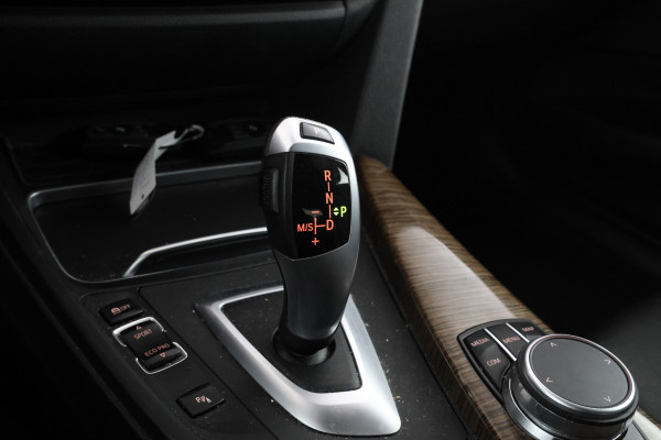 BMW 3-serie Gran Turismo 320i Corporate Lease High Executive Volleder, Automaat, Panorama