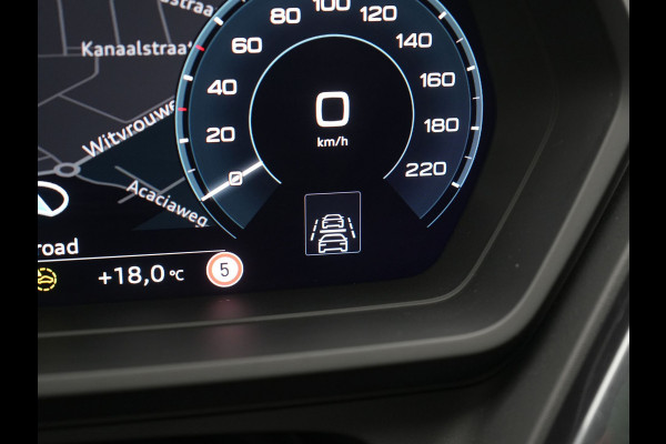 Audi Q4 e-tron 45 S Line 82 kWh 286pk Dealer O.H. | Trekhaak Af Fabriek | Panodak | Adaptive Cruise | Warmtepomp | Camera | Sonos Audio | Sportstoelen Verwarmd | Keyless | Blis | Apple Carplay | Navigatie | DAB |