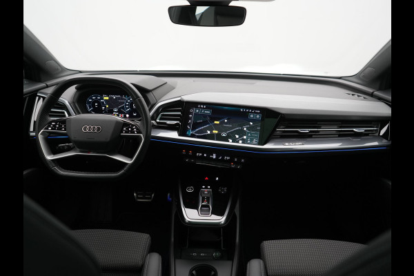 Audi Q4 e-tron 45 S Line 82 kWh 286pk Dealer O.H. | Trekhaak Af Fabriek | Panodak | Adaptive Cruise | Warmtepomp | Camera | Sonos Audio | Sportstoelen Verwarmd | Keyless | Blis | Apple Carplay | Navigatie | DAB |