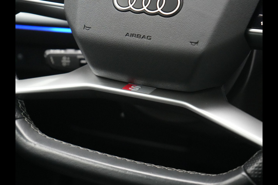 Audi Q4 e-tron 45 S Line 82 kWh 286pk Dealer O.H. | Trekhaak Af Fabriek | Panodak | Adaptive Cruise | Warmtepomp | Camera | Sonos Audio | Sportstoelen Verwarmd | Keyless | Blis | Apple Carplay | Navigatie | DAB |