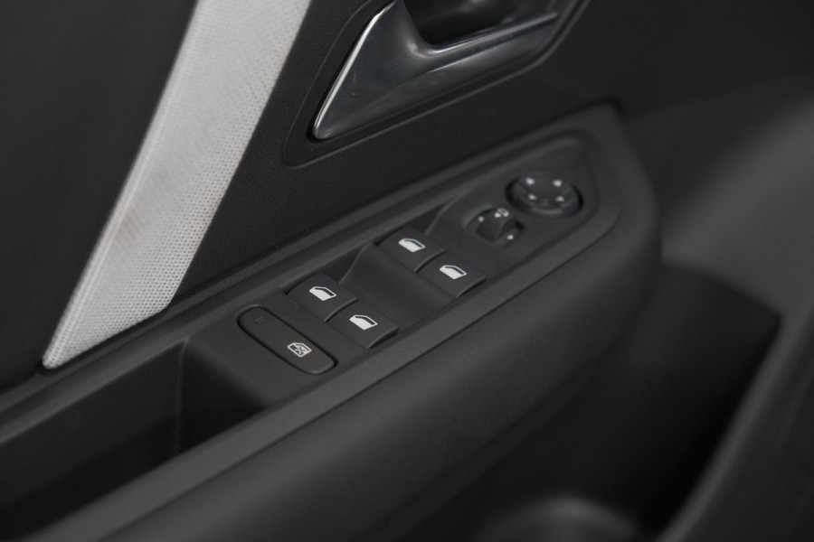 Citroën C4 1.2 Hybrid 145pk Max | 360 Camera | Adaptieve Cruise Control | Navigatie | Apple Carplay