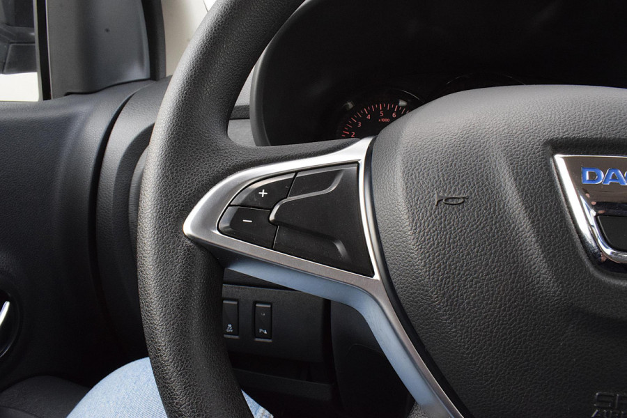 Dacia Lodgy 1.3 TCe Comfort 7p. | Trekhaak | Apple Carplay | Camera | Cruise