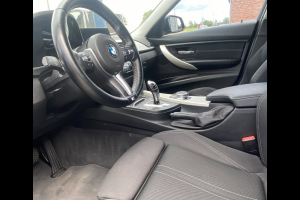 BMW 3 Serie Touring 320i Exec. M-sport/ 18"/ HUD/ Virtual CP/ Premium Audio/ Trekhaak