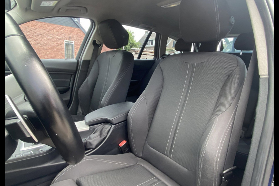 BMW 3 Serie Touring 320i Exec. M-sport/ 18"/ HUD/ Virtual CP/ Premium Audio/ Trekhaak