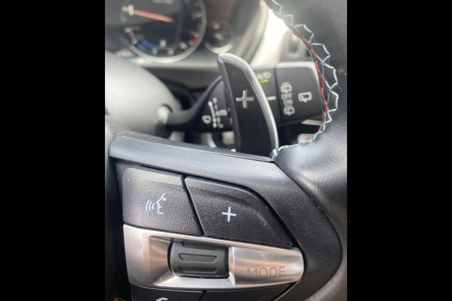 BMW 3 Serie Touring 320i Exec. M-sport/ 18"/ HUD/ Virtual CP/ Premium Audio/ Trekhaak