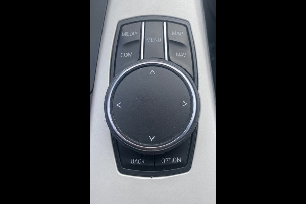 BMW 3 Serie Touring 320i Exec. M-sport/ 18"/ HUD/ Virtual CP/ Premium Audio/ Trekhaak