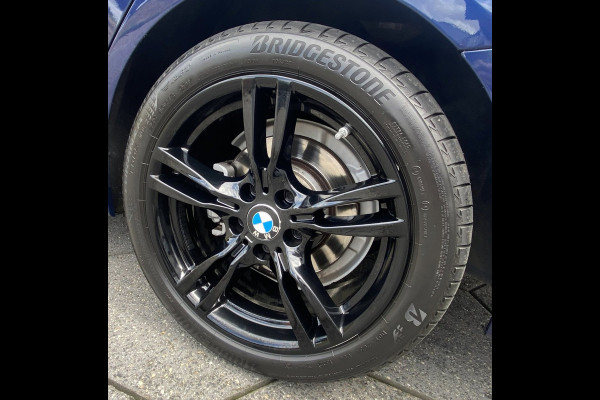 BMW 3 Serie Touring 320i Exec. M-sport/ 18"/ HUD/ Virtual CP/ Premium Audio/ Trekhaak