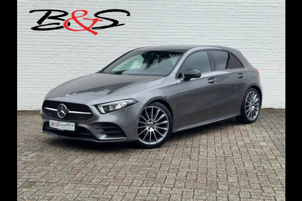 Mercedes-Benz A-Klasse 200 AMG Sfeer Camera Clima Navi Stoelverwarming 19"Multispoke velgen Sportonderstel