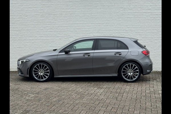 Mercedes-Benz A-Klasse 200 AMG Sfeer Camera Clima Navi Stoelverwarming 19"Multispoke velgen Sportonderstel
