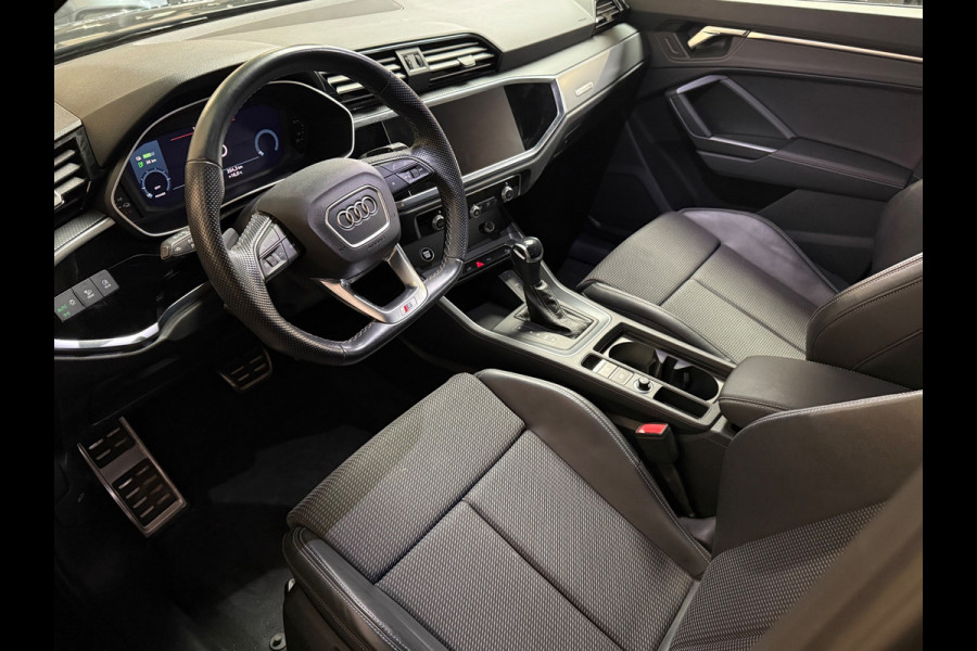Audi Q3 Sportback 45 TFSI e S Edition | Carplay | Parkeersensoren | S Line | Keyless | Cruise Control