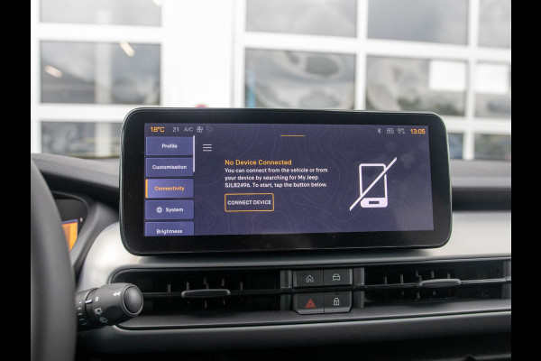 Jeep Avenger 1.2 e-Hybrid Summit | Infotainment&Convenience Pack