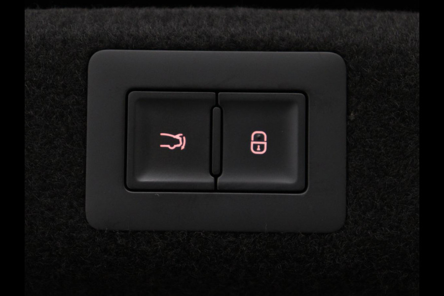 BYD Seal Design RWD 82.5 kW | SOH 95,9% | Panoramadak | Stoelventilatie | 360 Camera | Leder | Dynaudio | Adaptive cruise | Sfeerverlichting | Elektrische stoelen | Carplay | Full LED | Origineel NL