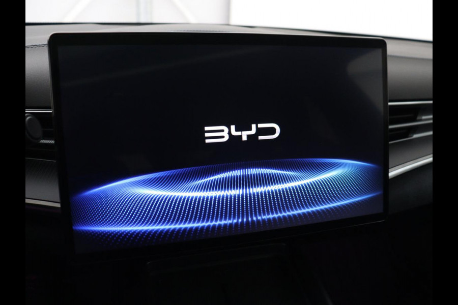 BYD Seal Design RWD 82.5 kW | SOH 95,9% | Panoramadak | Stoelventilatie | 360 Camera | Leder | Dynaudio | Adaptive cruise | Sfeerverlichting | Elektrische stoelen | Carplay | Full LED | Origineel NL