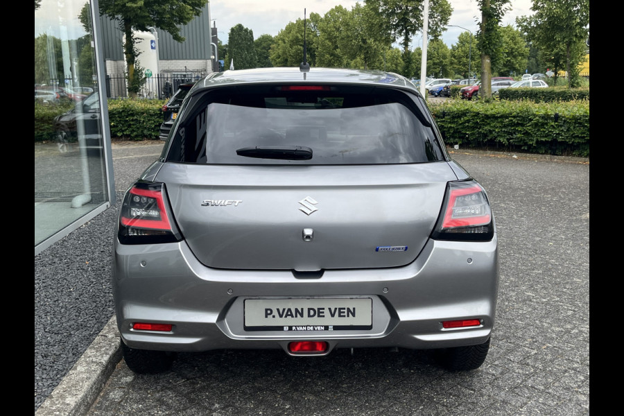 Suzuki Swift 1.2 Select Smart Hybrid | Adapt. Cruise | Camera | Stoelverwarming | 16'' | Dodehoek | Carplay/Android Auto | Smart Entry |