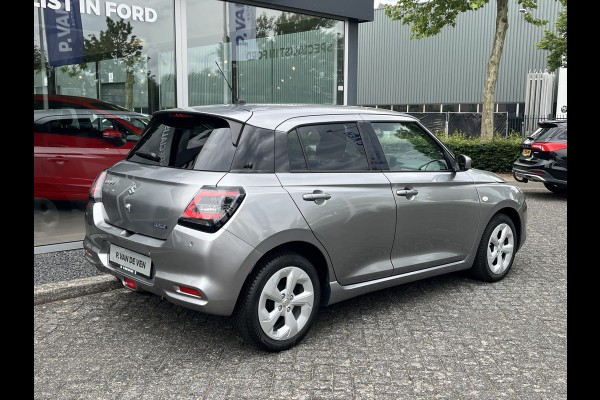 Suzuki Swift 1.2 Select Smart Hybrid | Adapt. Cruise | Camera | Stoelverwarming | 16'' | Dodehoek | Carplay/Android Auto | Smart Entry |