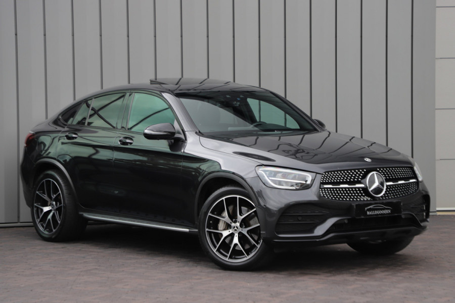 Mercedes-Benz GLC Coupé 300 AMG 4-Matic | 258PK | Schuifdak | Trekhaak | Led | Carplay | Distronic | Leder | Stoelverwarming | 2020.
