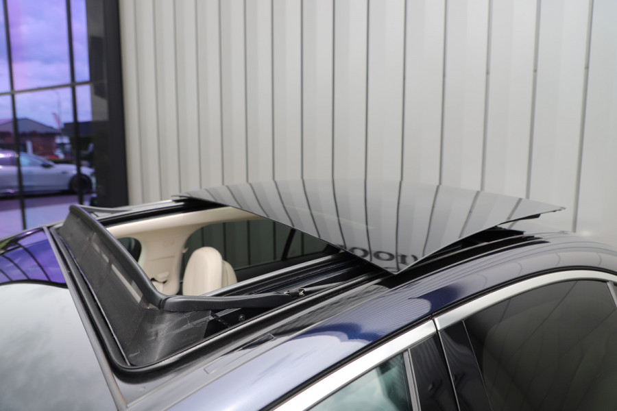 Mercedes-Benz E-Klasse 300e Exclusive Line | 313PK | Luchtvering | Achterasbesturing | Massage | Head-up | Burmester 4D | Keyless-go | Distronic+ | 202