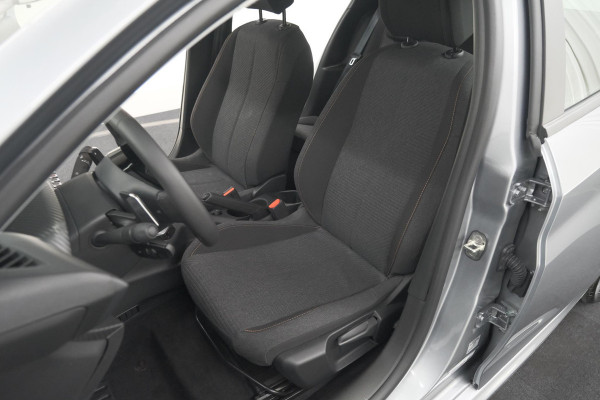 Peugeot 208 1.2 Hybrid 110 e-DCS6 Style | Parkeersensoren | Apple Carplay | Cruise Control | Navigatie