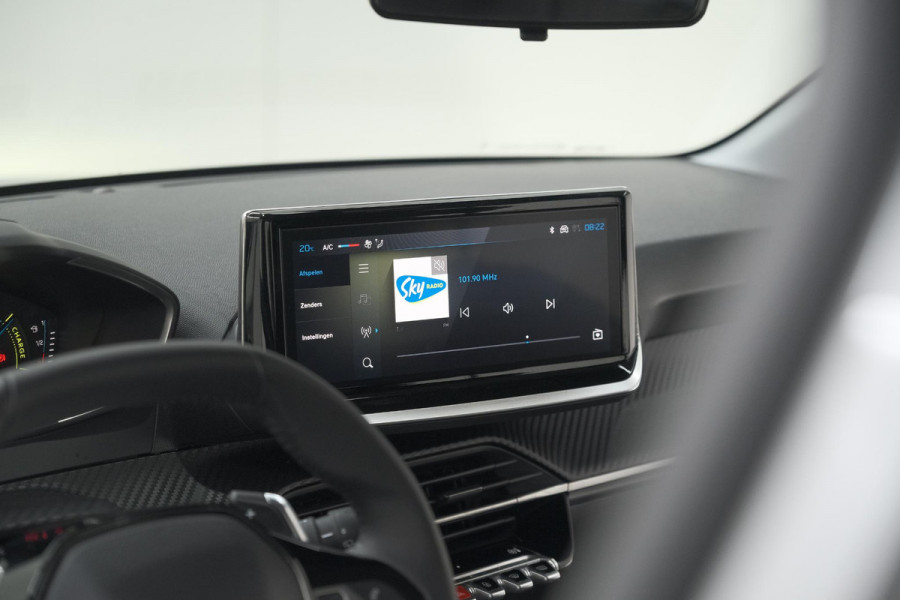 Peugeot 208 1.2 Hybrid 110 e-DCS6 Style | Parkeersensoren | Apple Carplay | Cruise Control | Navigatie