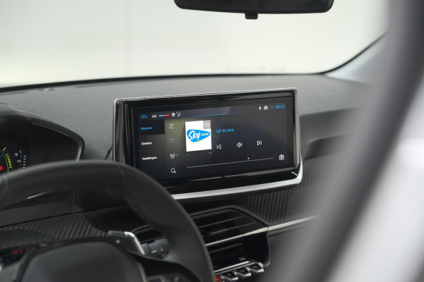 Peugeot 208 1.2 Hybrid 110 e-DCS6 Style | Parkeersensoren | Apple Carplay | Cruise Control | Navigatie