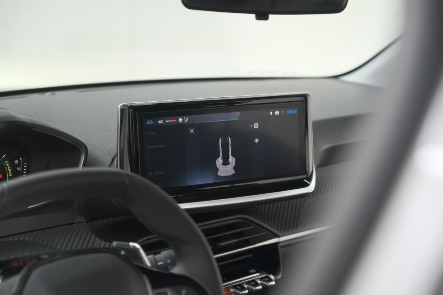 Peugeot 208 1.2 Hybrid 110 e-DCS6 Style | Parkeersensoren | Apple Carplay | Cruise Control | Navigatie