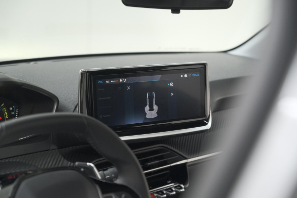 Peugeot 208 1.2 Hybrid 110 e-DCS6 Style | Parkeersensoren | Apple Carplay | Cruise Control | Navigatie