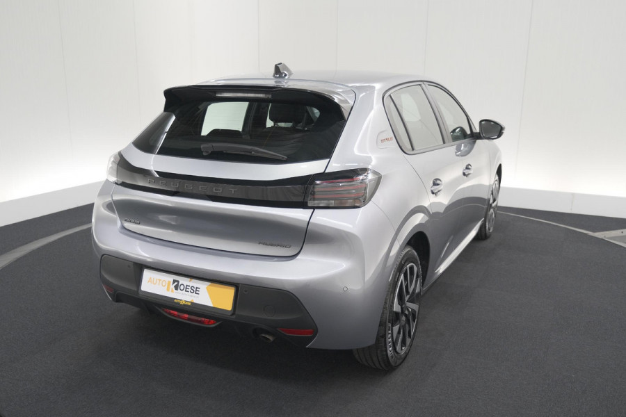 Peugeot 208 1.2 Hybrid 110 e-DCS6 Style | Parkeersensoren | Apple Carplay | Cruise Control | Navigatie