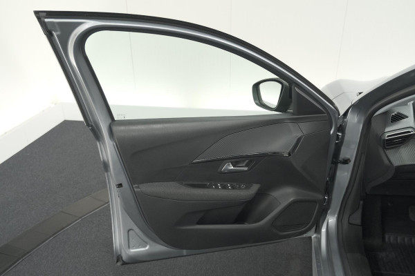 Peugeot 208 1.2 Hybrid 110 e-DCS6 Style | Parkeersensoren | Apple Carplay | Cruise Control | Navigatie
