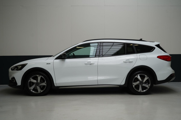Ford FOCUS Wagon 1.0 EcoBoost 125pk Hybrid Active Business | Trekhaak | Carplay | B&O Sound | Camera | Zwart dak