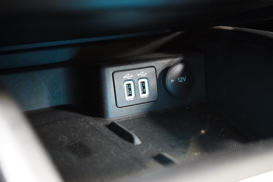 Ford FOCUS Wagon 1.0 EcoBoost 125pk Hybrid Active Business | Trekhaak | Carplay | B&O Sound | Camera | Zwart dak