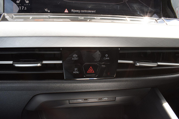 Volkswagen Golf 1.0 TSI Life Business | Apple Carplay | Stuur- Stoelverw. |  Climate | ACC