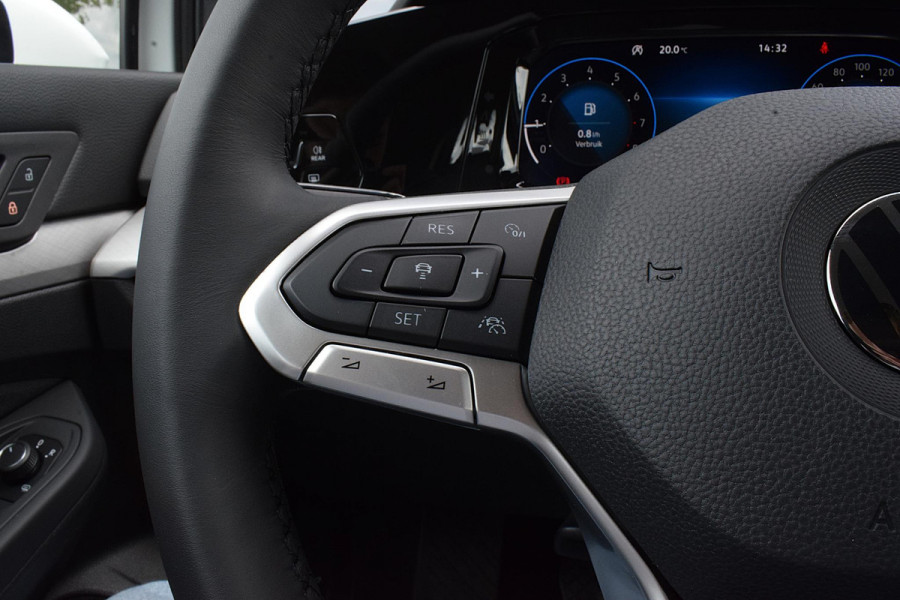 Volkswagen Golf 1.0 TSI Life Business | Apple Carplay | Stuur- Stoelverw. |  Climate | ACC