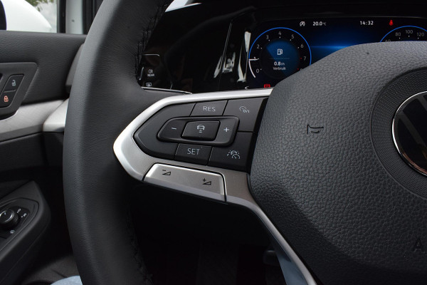Volkswagen Golf 1.0 TSI Life Business | Apple Carplay | Stuur- Stoelverw. |  Climate | ACC