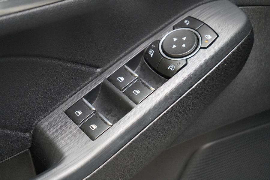 Ford Kuga 2.5 PHEV Titanium | SoH 90% | Carplay | Camera | Navigatie | Cruise | Winter pack