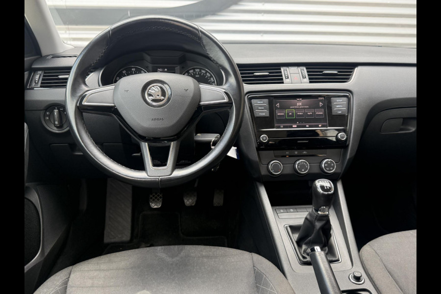 Škoda Octavia Combi 1.2 TSI Greentech Ambition Businessline 1e Eigenaar|Airco|Trekhaak|Elek ramen|Isofix|APK tot 04-2027