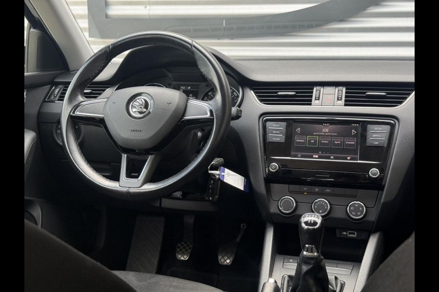 Škoda Octavia Combi 1.2 TSI Greentech Ambition Businessline 1e Eigenaar|Airco|Trekhaak|Elek ramen|Isofix|APK tot 04-2027