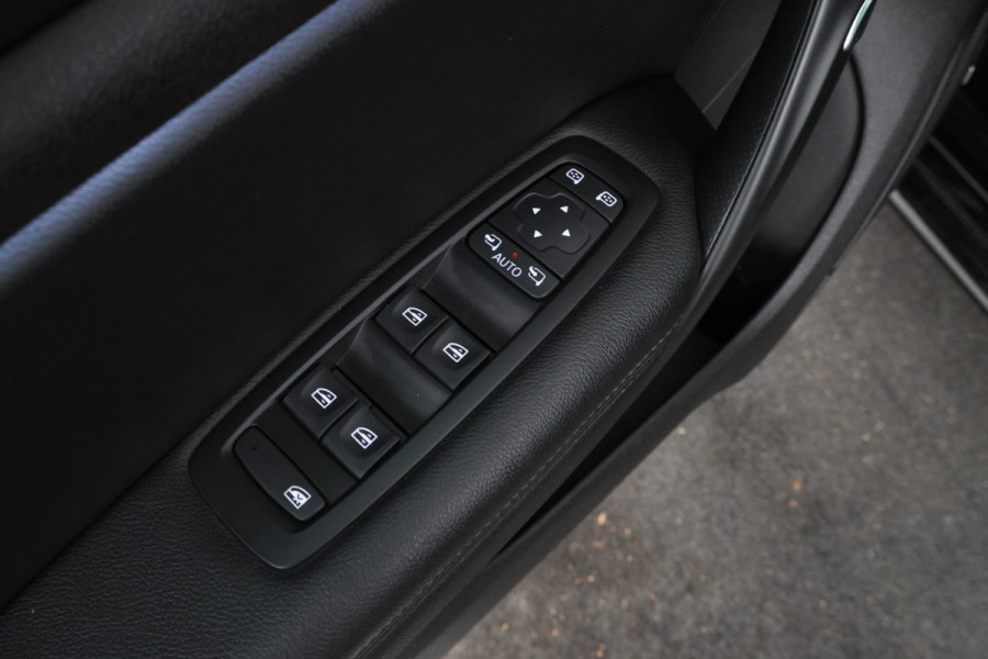Renault Mégane Estate 1.6 E-Tech Plug-In Hybrid 160 Business Edition One Volleder, Automaat, Digital dash