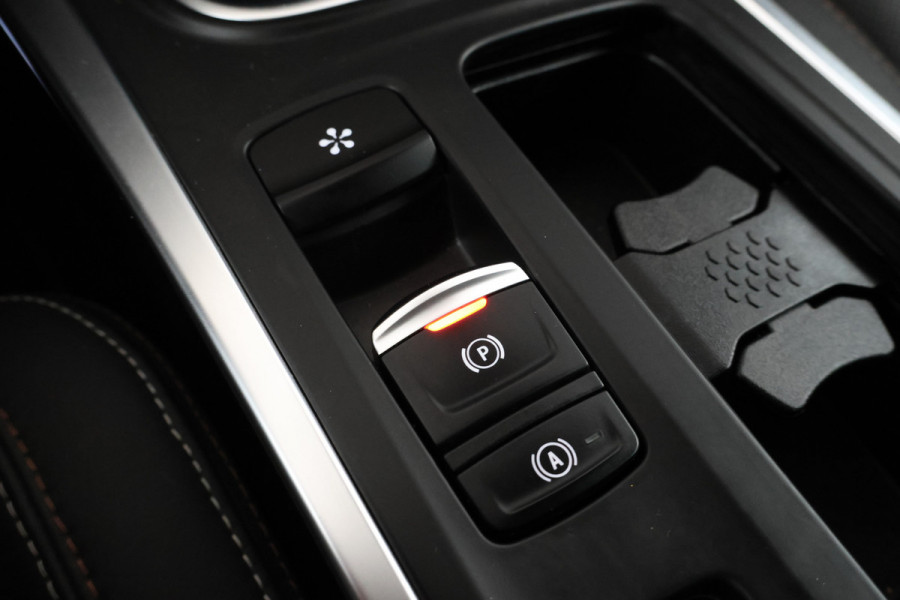 Renault Mégane Estate 1.6 E-Tech Plug-In Hybrid 160 Business Edition One Volleder, Automaat, Digital dash