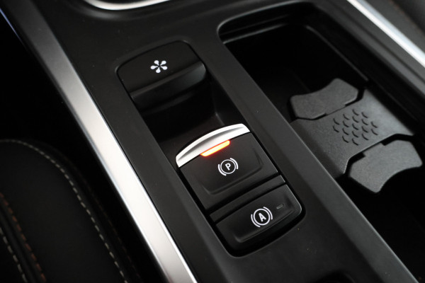Renault Mégane Estate 1.6 E-Tech Plug-In Hybrid 160 Business Edition One Volleder, Automaat, Digital dash