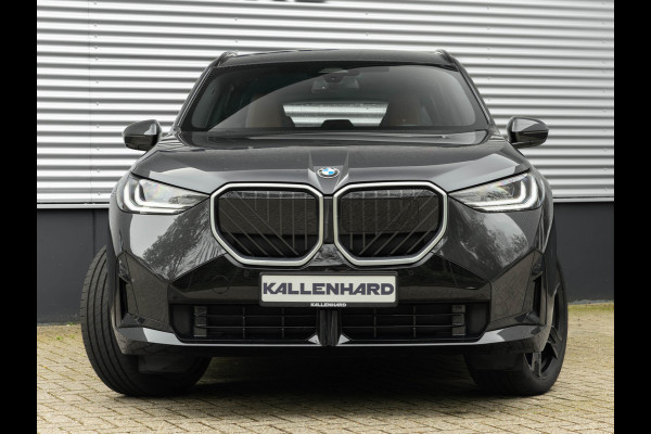 BMW X3 30e xDrive M-Sport - Individual Leder - Trekhaak - Stuurwiel Verwarmd