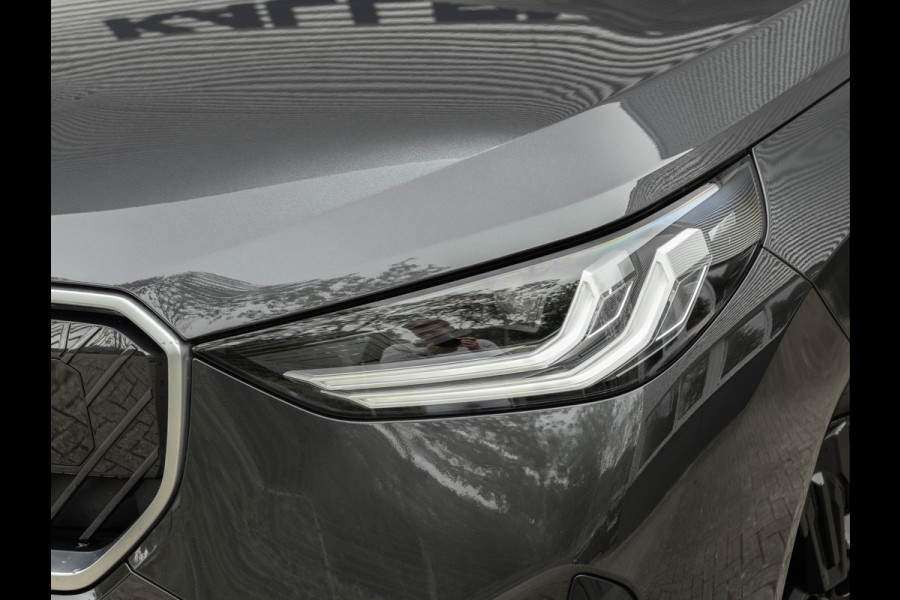 BMW X3 30e xDrive M-Sport - Individual Leder - Trekhaak - Stuurwiel Verwarmd
