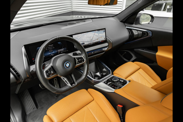 BMW X3 30e xDrive M-Sport - Individual Leder - Trekhaak - Stuurwiel Verwarmd