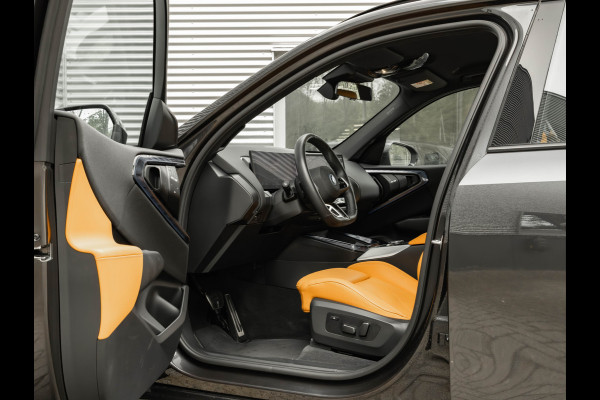 BMW X3 30e xDrive M-Sport - Individual Leder - Trekhaak - Stuurwiel Verwarmd