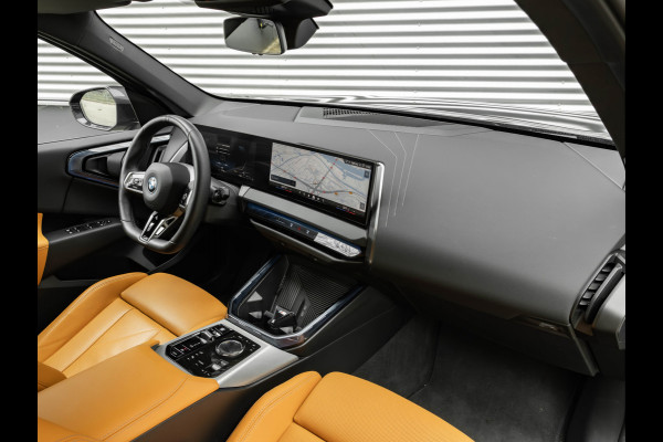 BMW X3 30e xDrive M-Sport - Individual Leder - Trekhaak - Stuurwiel Verwarmd
