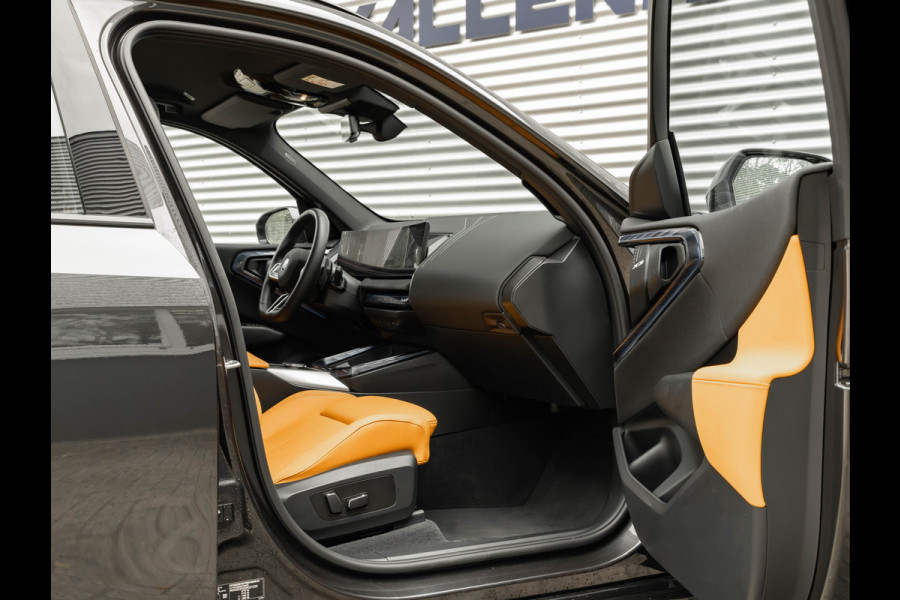 BMW X3 30e xDrive M-Sport - Individual Leder - Trekhaak - Stuurwiel Verwarmd