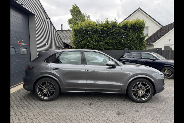 Porsche Cayenne 3.0 E-Hybrid Sport Chrono | 360* Camera | Luchtvering | Bose | Stoelventilatie/Verwarming | Elektrische Achterklep |