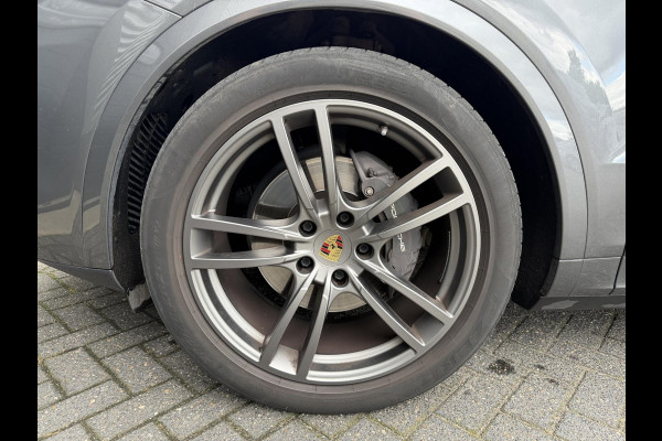 Porsche Cayenne 3.0 E-Hybrid Sport Chrono | 360* Camera | Luchtvering | Bose | Stoelventilatie/Verwarming | Elektrische Achterklep |