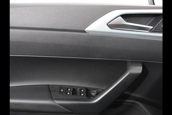 Volkswagen Polo 1.0 TSI DSG Goal Automaat DEMO ! Navigatie Apple Carplay/Android Auto Parkeersensoren Adaptive Cruise Control Stoelverwarming Matrix LED koplampen Climate Control